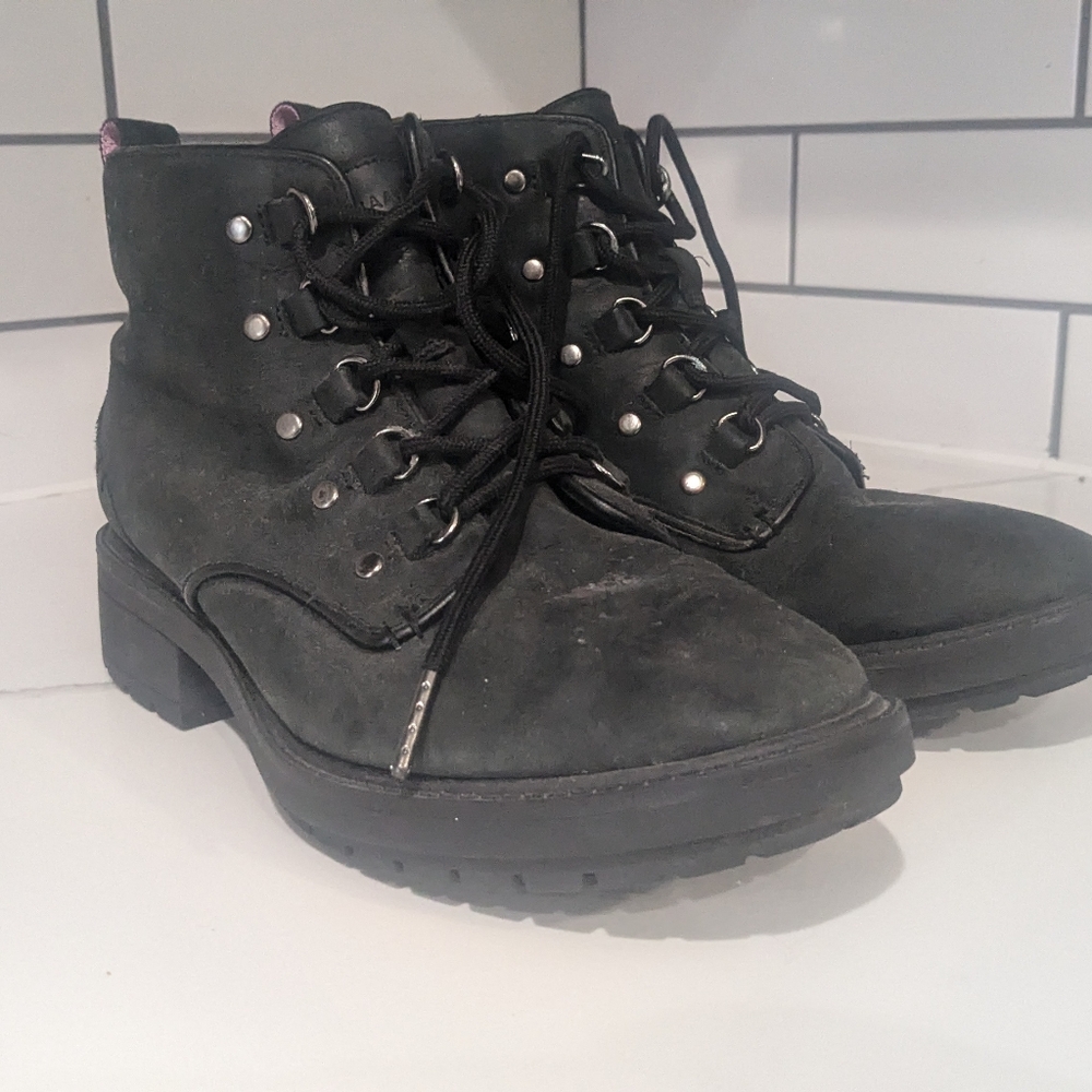 Cole Haan boots 8.5